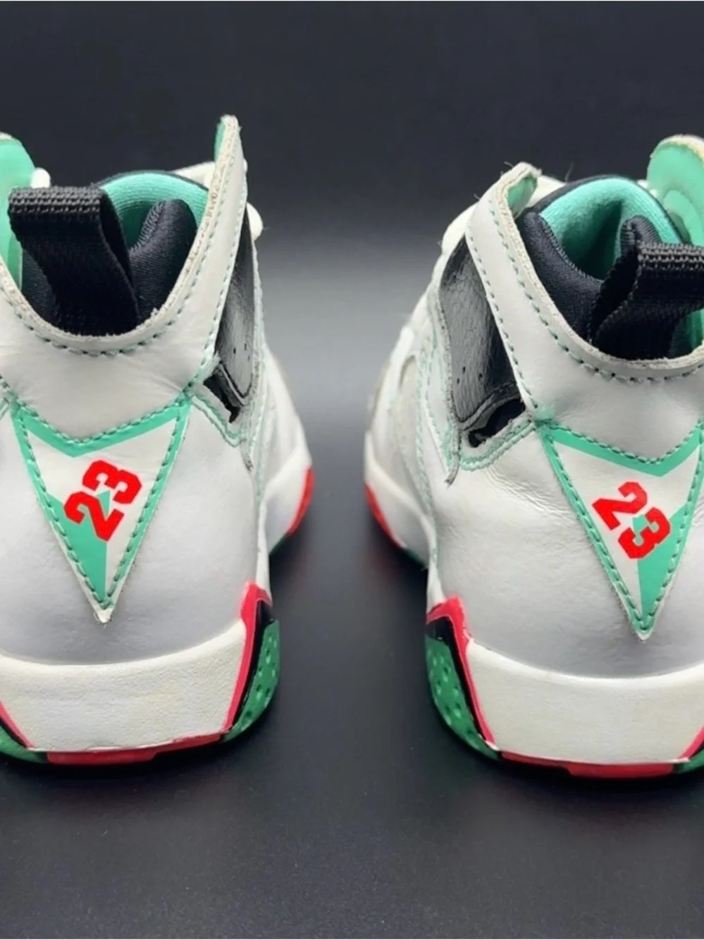 Jordan Air Jordan 7 Retro Unisex Kids size 12c White/Black/Red/Green Leather